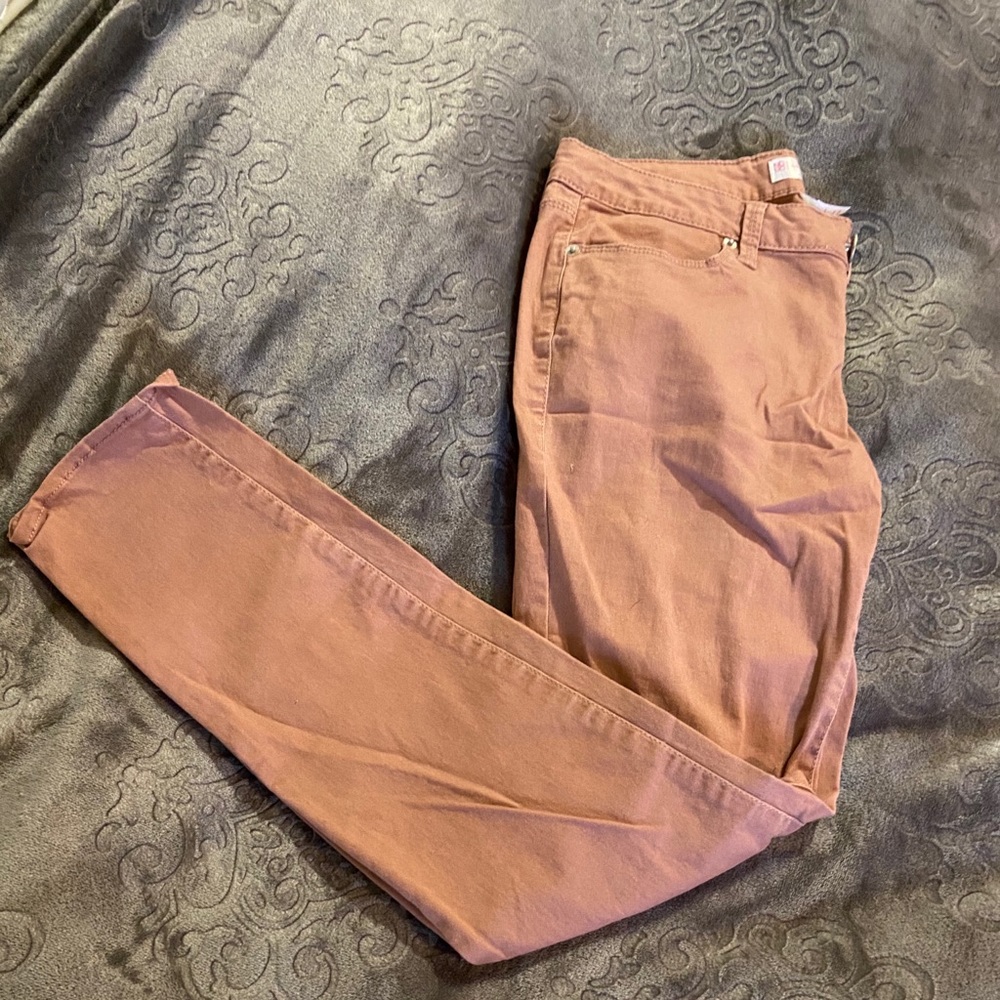 Nude pink pants